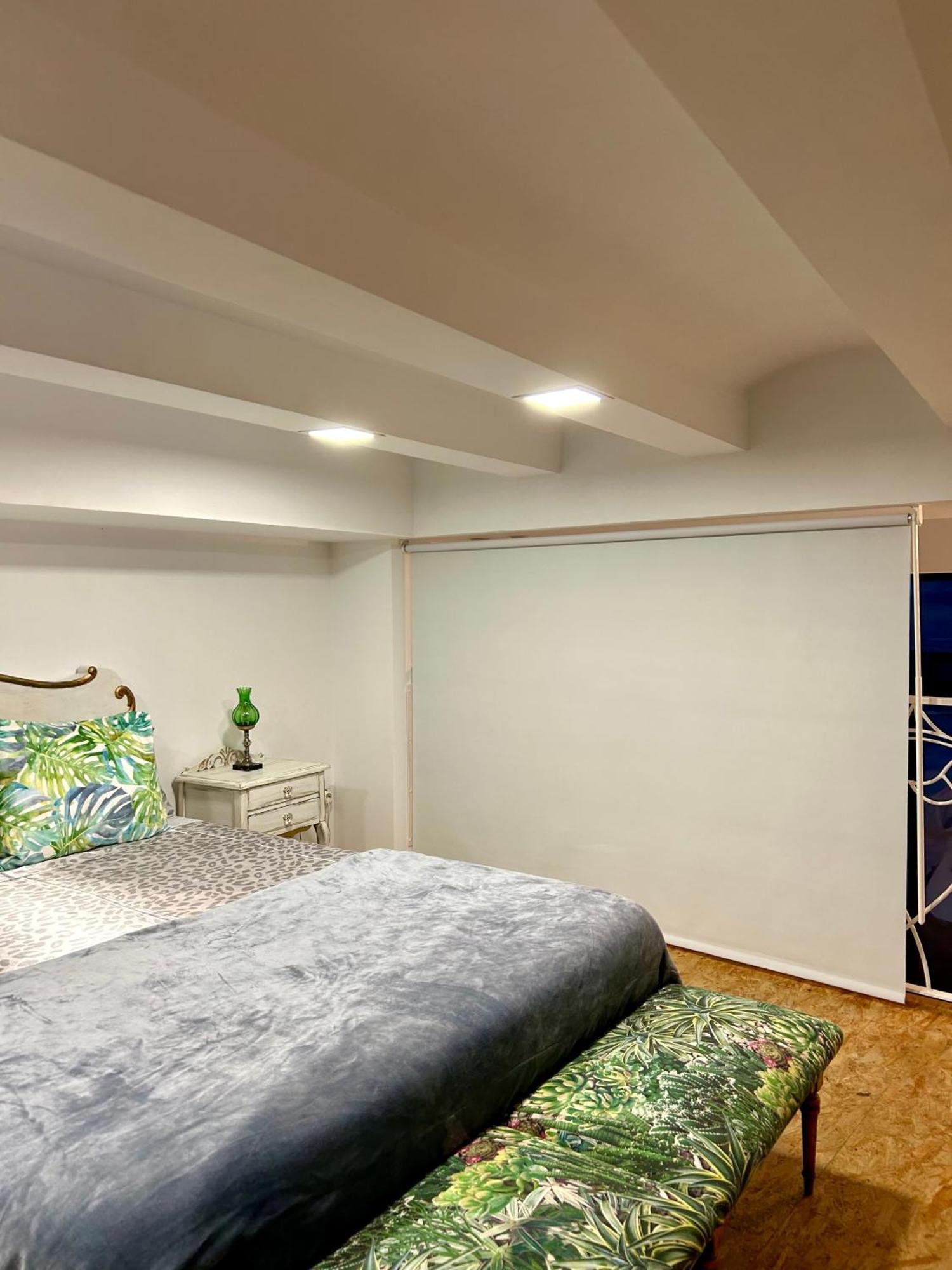 Loft Con Mucha Luz En El Centro Barrio Ruzafa Villa Valencia Luaran gambar