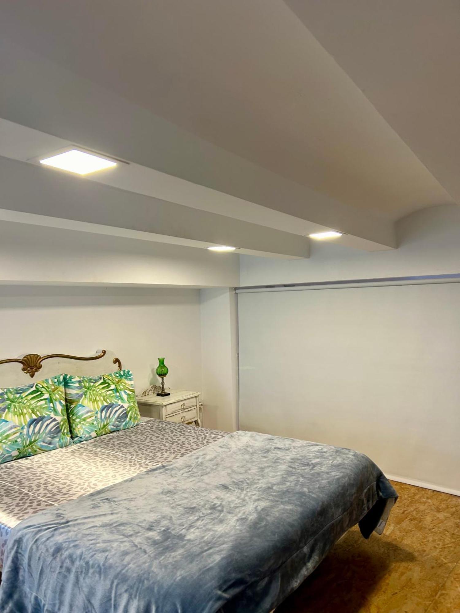 Loft Con Mucha Luz En El Centro Barrio Ruzafa Villa Valencia Luaran gambar