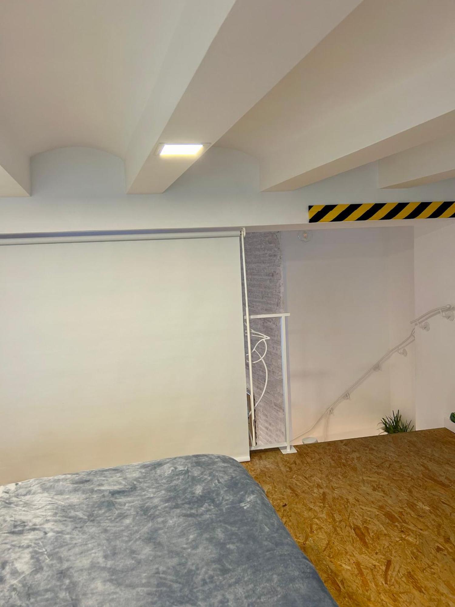 Loft Con Mucha Luz En El Centro Barrio Ruzafa Villa Valencia Luaran gambar