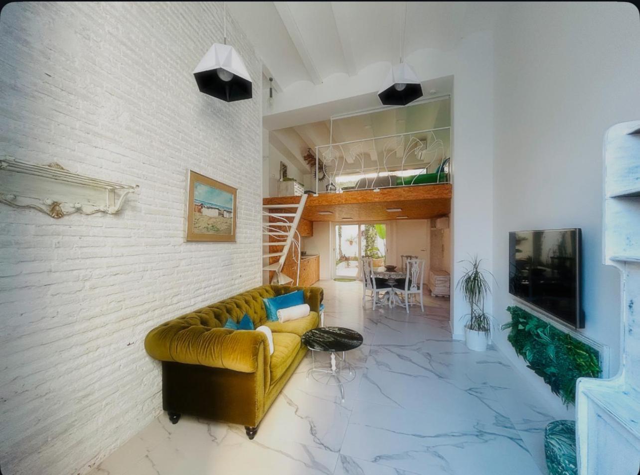 Loft Con Mucha Luz En El Centro Barrio Ruzafa Villa Valencia Luaran gambar